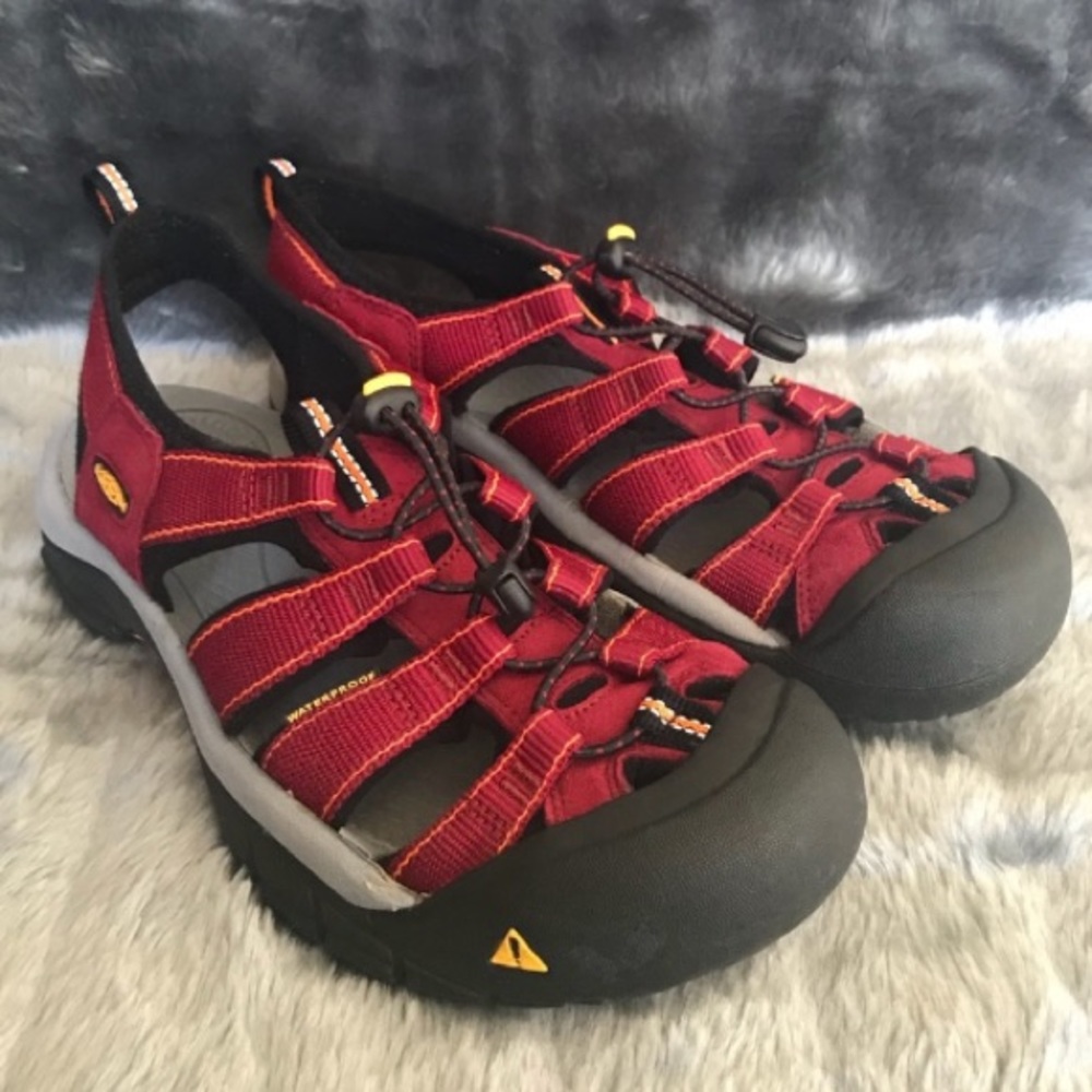 Women’s Keen sandals